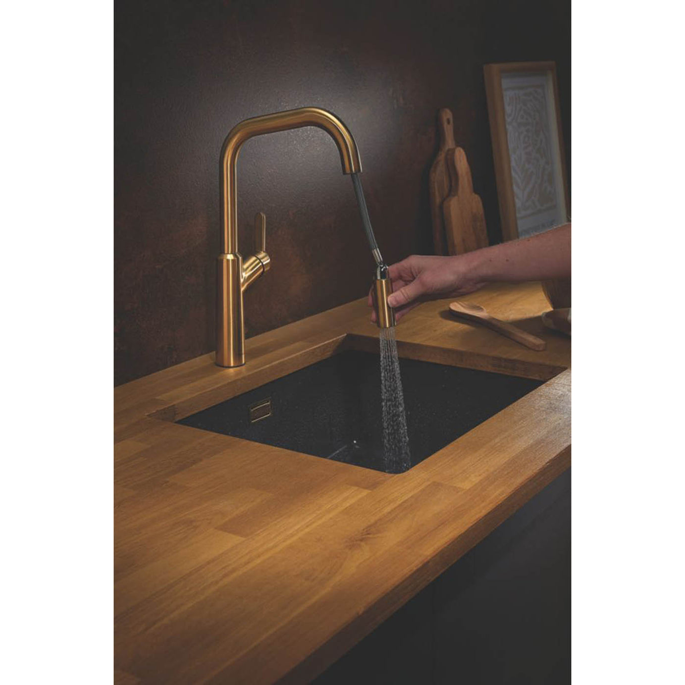 Clearwater Kitchen Sink Tap Pull-Out Santor Single Lever Brushed Brass PVD - Image 4