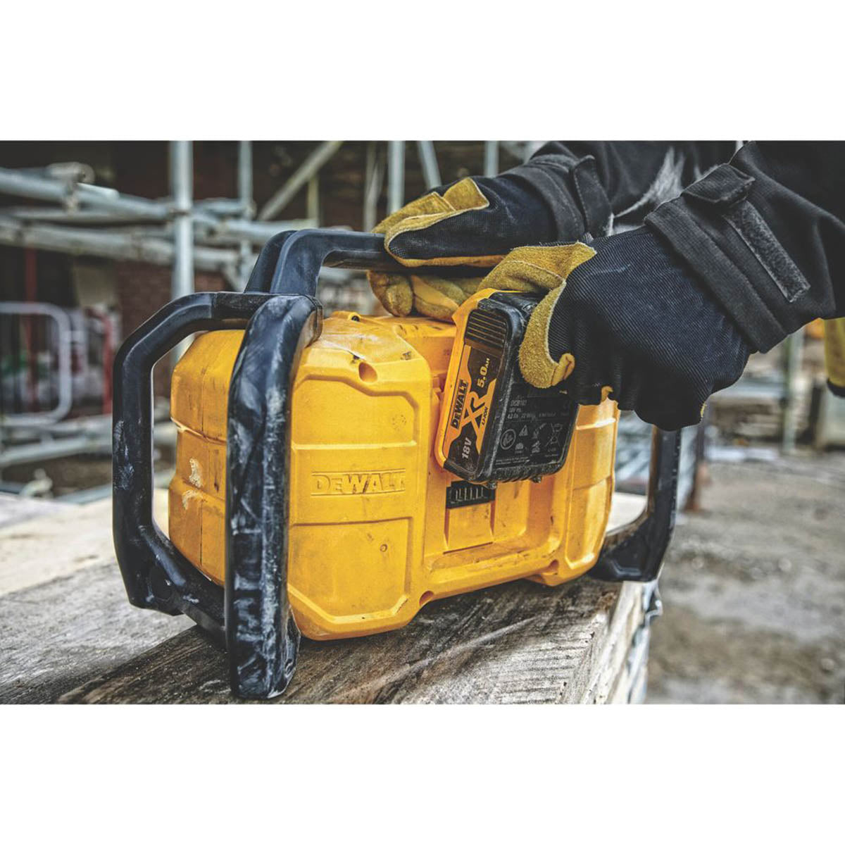DeWalt Job Site Radio Cordless/Electric 12/18V DCR029-GB Bluetooth Indoor DAB/FM - Image 5