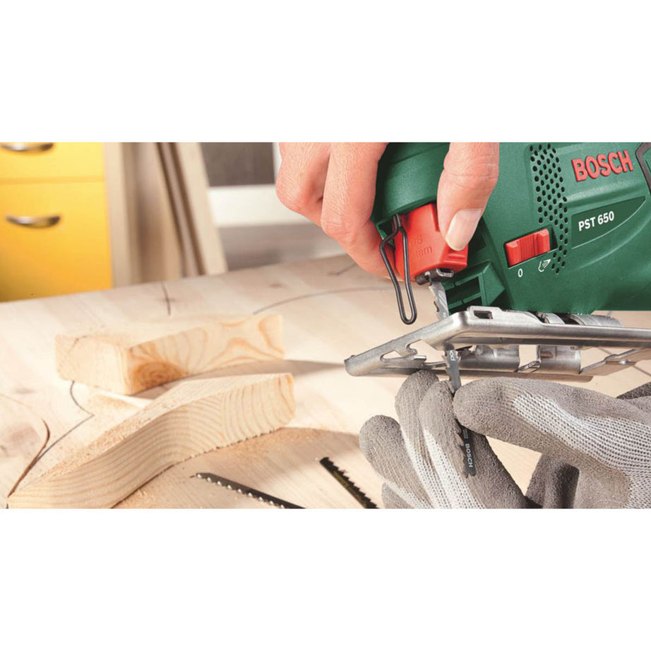 Bosch Jigsaw Electric PST650 Compact Lightweight Soft Grip Durable 500W - Image 2