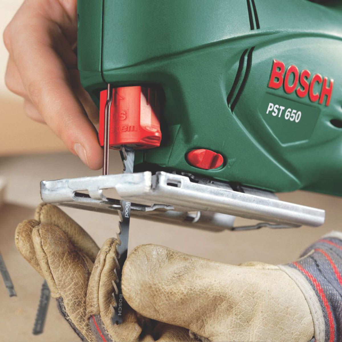 Bosch Jigsaw Electric PST650 Compact Lightweight Soft Grip Durable 500W - Image 4