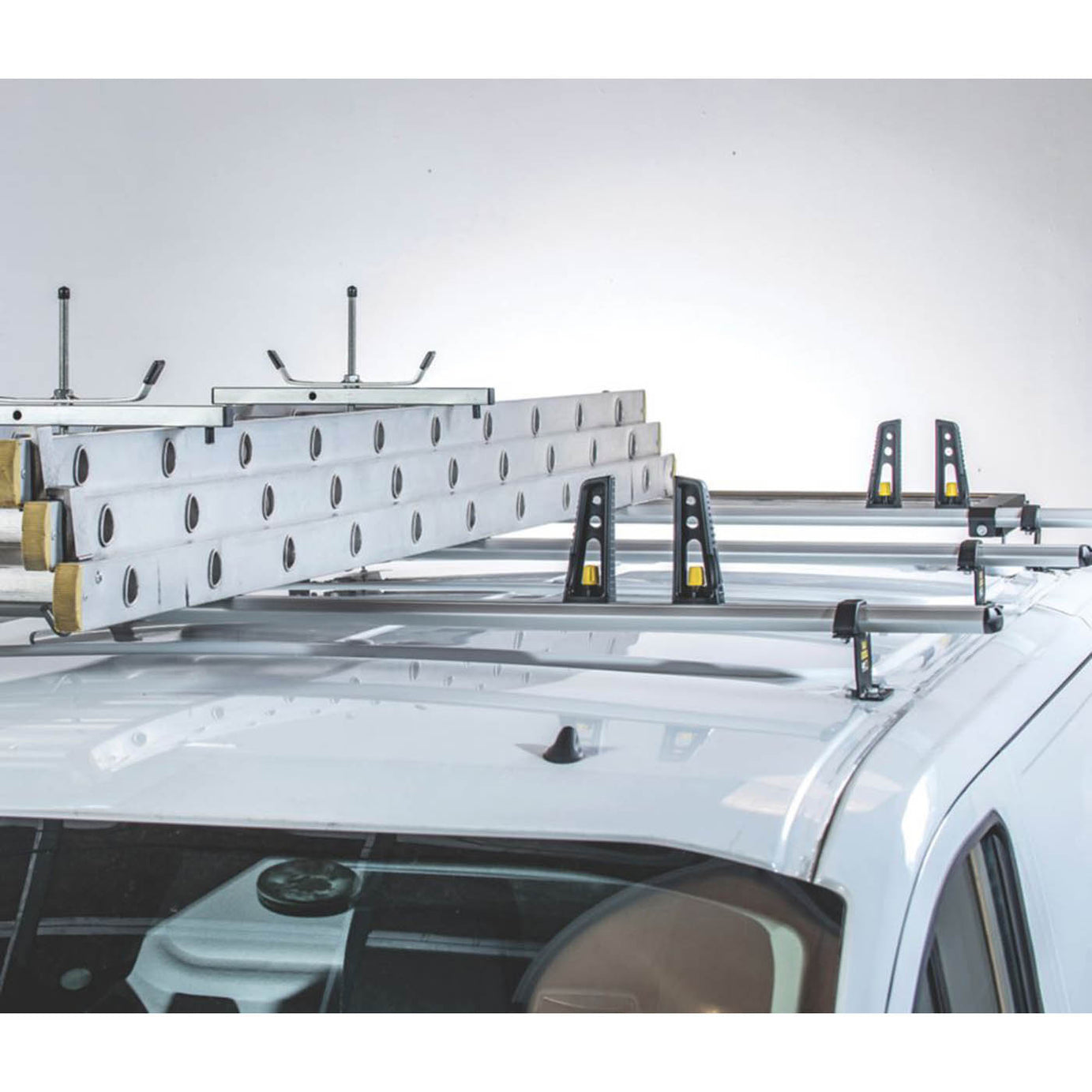 Van Guard VG333-3 Citroen Dispatch 2016 on ULTI Van Roof Bars 1400mm - Image 4