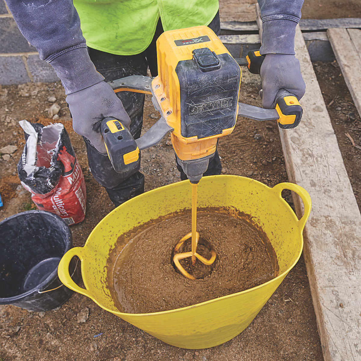 Dewalt Paddle Mixer Cordless Cement Stirrer Dual Handle 54V 9Ah Li-Ion Flexvolt - Image 6