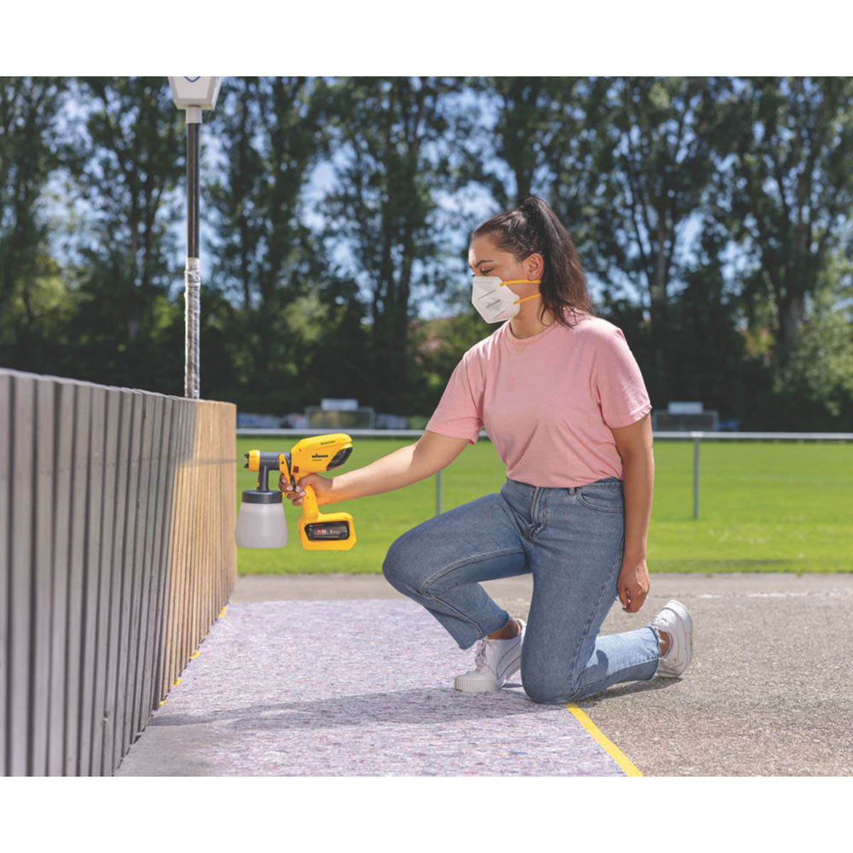 Wagner Fence Sprayer Cordless 18V Li-Ion W250 Brushless Spray Gun Body Only - Image 2