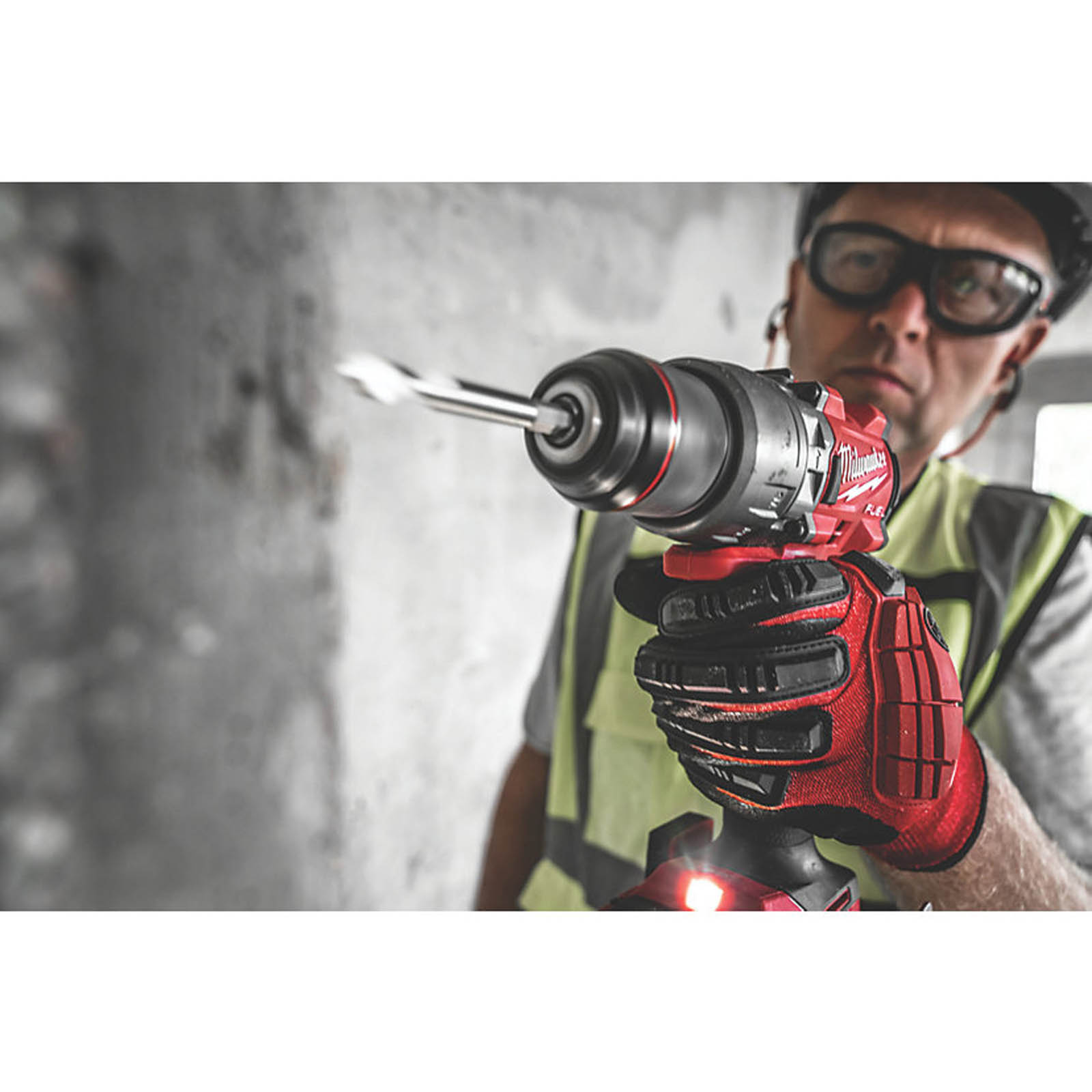 Milwaukee Cordless Combi Drill M18 FPD3 FUEL Gen 4 18V Li-Ion Body Only - Image 4